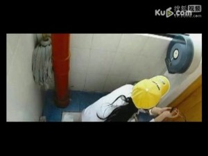 91 女厕精品合集 KTV 偷窥美女嘘嘘，满足你偷窥欲的私密神器