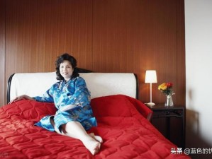 亚洲妓女毛耸耸擦老女人;亚洲妓女毛耸耸与老女人在公园野战