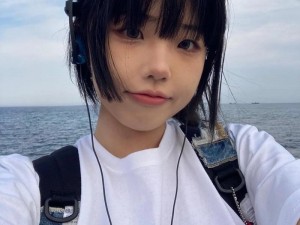 12 岁女 RAPPER 引领潮流，创新音乐风格，独特才华征服世界