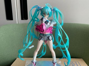 初音未来高能手办团角色——绝技揭秘：深入探索她的强大技能系统